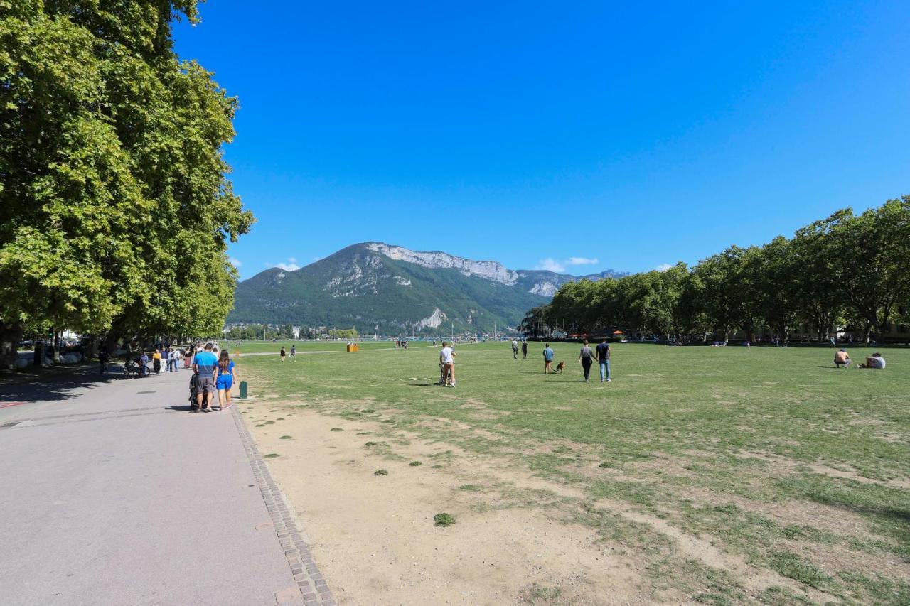 Royalement Bien ! Hyper-Centre - Wifi - Netflix - Disney Plus Annecy Exterior photo
